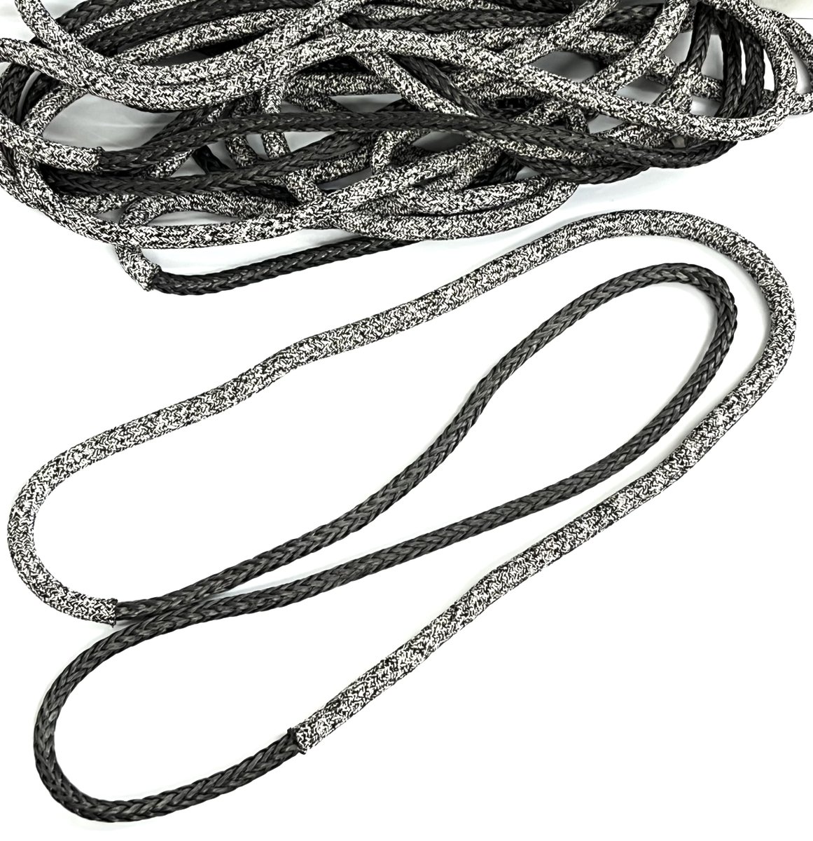 marina_ropes's tweet photo. Dyneema® Loops with dyneema® and polyester HT cover⛵

#marinaropes #ropes #cabos #cuerdas #manufacturers #fabricantes #qualityropes #sailing #polyester #dyneema #sailors #sailing #sailinglife #boat #loop #dyneemaloop #rigging #handmade #splice #splicing #rigging #rigginglife https://t.co/9TH1ClkSJj