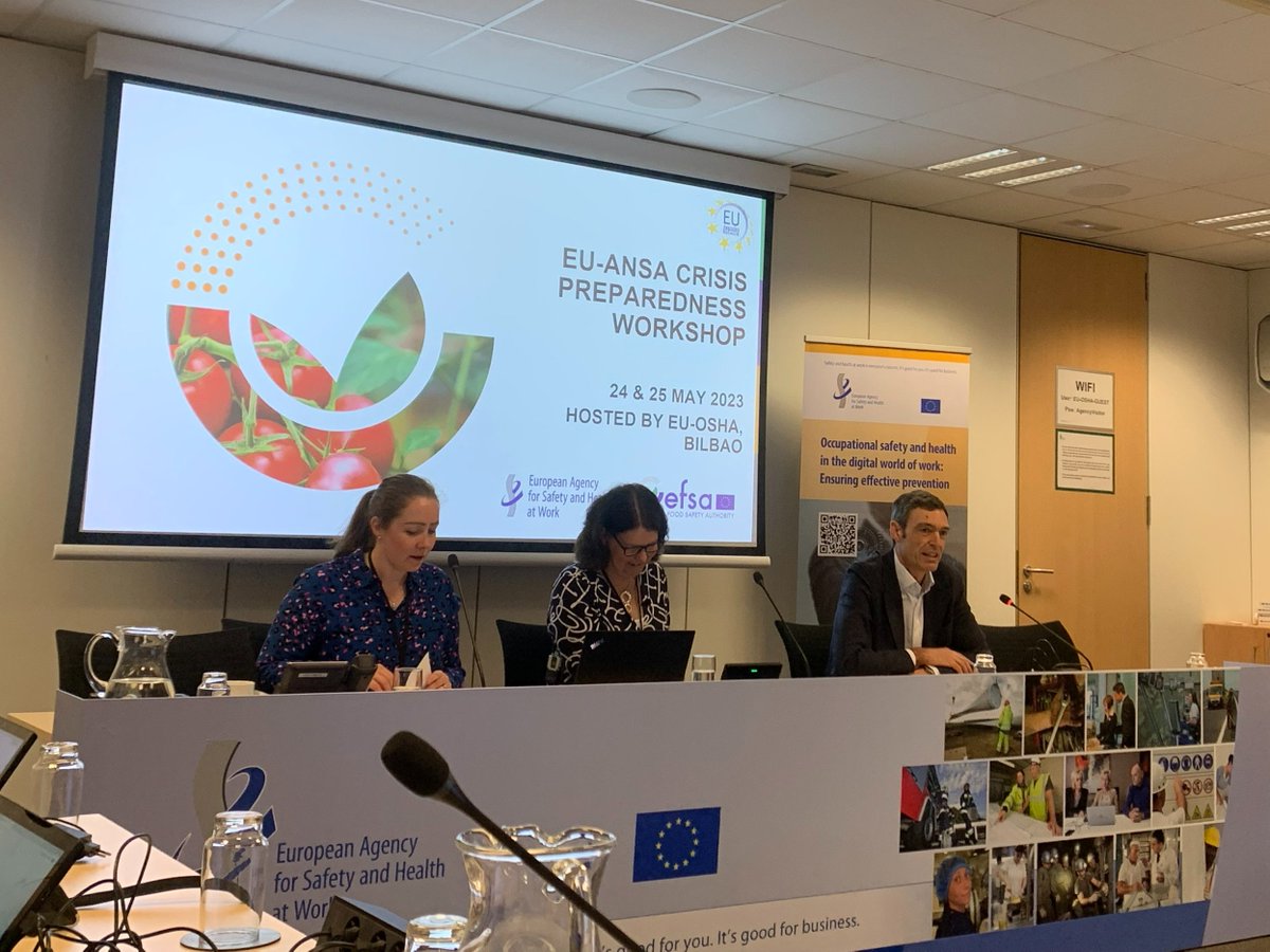 EFSA_EU's tweet photo. 🤝Strengthening cooperation &amp; preparedness is vital to respond to future threats effectively.

The #EUAgencies Network on Scientific Advice (#EUANSA) is meeting today for a two-day comprehensive #CrisisPreparedness exercise.

Let's work together for a resilient and secure future! https://t.co/2SPe0RPODd