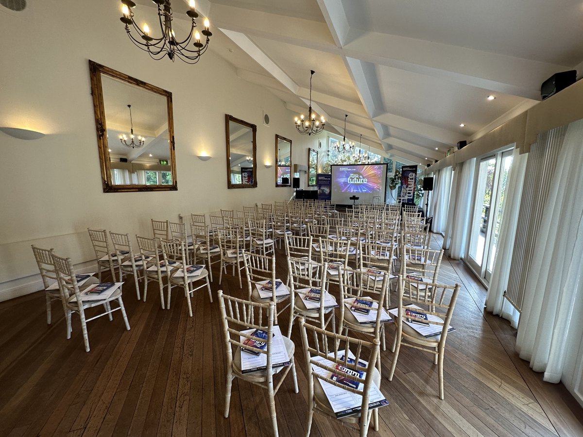 Today’s venue for the last @BusinessNland event of the programme.

First time I’ve been on stage at a wedding venue!