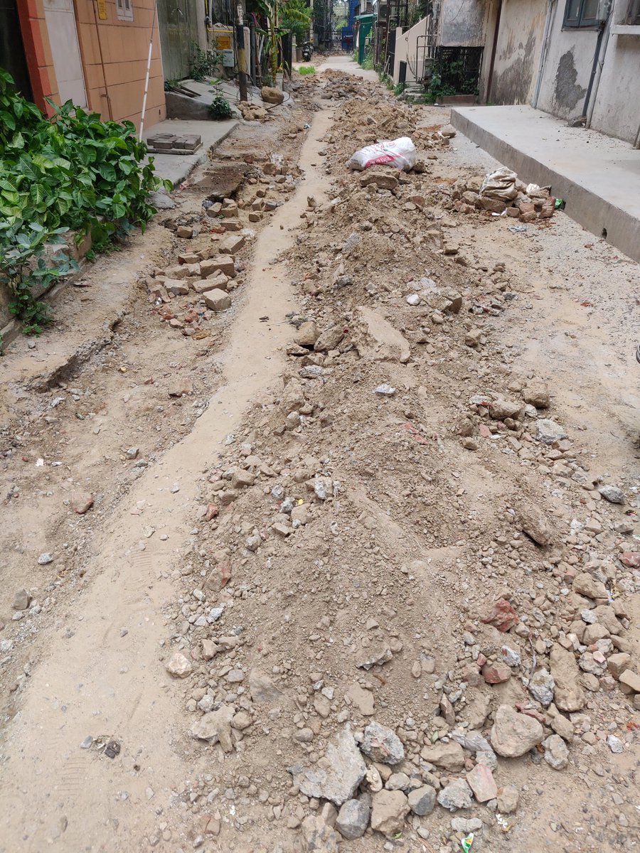 GaurSwapnil's tweet photo. Been a week since the debris is lying for the residents to take care of. Incomplete work of @DelhiJalBoard @SDMC_Official @MCD_Delhi @DelhiPwd @AamAadmiParty at C block, Lajpat Nagar- I, New Delhi.
The way is access to entrance of many houses and hence requires immediate action. https://t.co/drdtrMpb5B