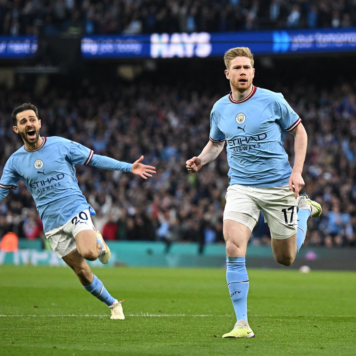 secretshirtco's tweet image. If a goal is scored in the 1st half of the Brighton vs Manchester City game tonight we’ll giveaway a SecretShirt.co box 📦

To enter 👇

🔄 Retweet this tweet
🤝 Follow us

Good luck!