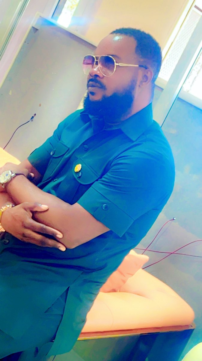 Dontutu1981's tweet photo. Happy birthday to myself God has been Gracious to me https://t.co/nC3Oz8GFY0