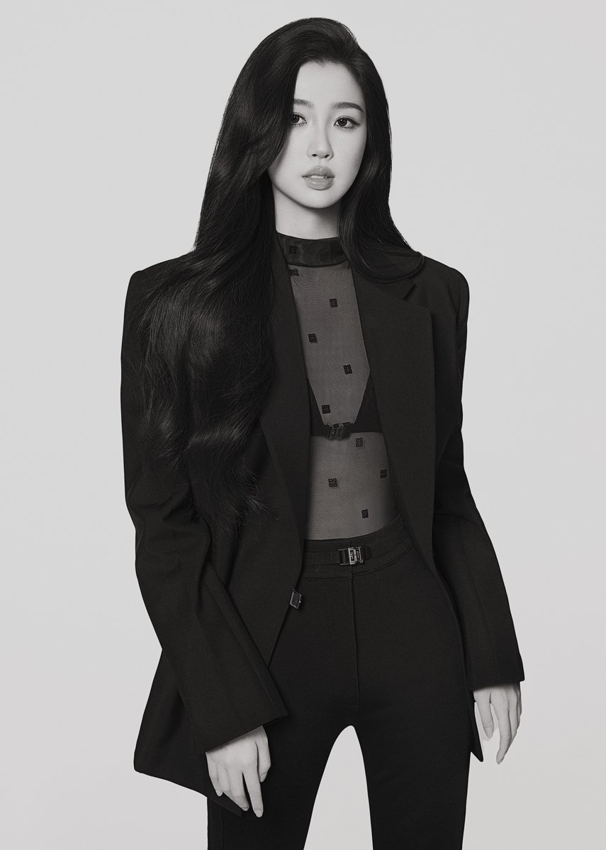 Givenchy is pleased to announce the appointment of singer and actress #YuShuxin, also known by her stage name #EstherYu, as its brand ambassador in China.