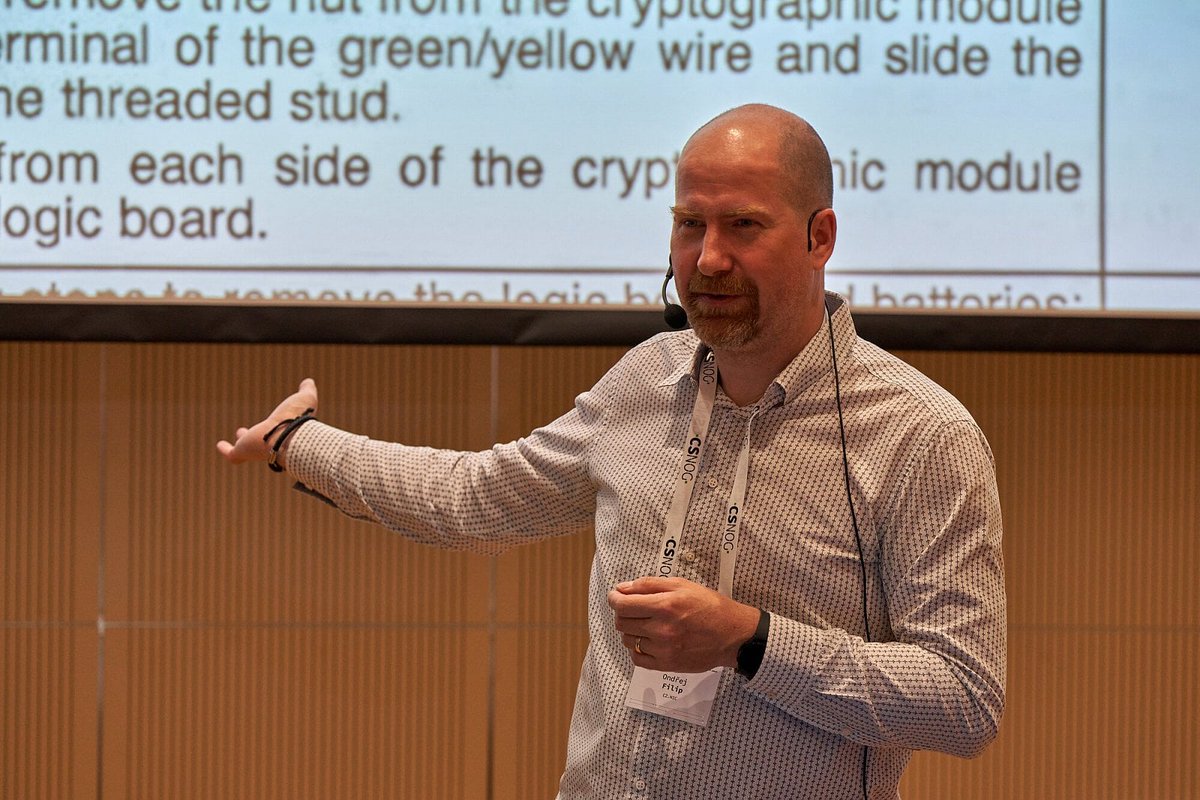 CSNOG_EU's tweet image. Server @Rootcz dnes vydal reportáž z druhého dne komunitního setkání #CSNOG2023. #reportaz: root.cz/clanky/bezpecn… #CSNOG #NOG #cesko #slovensko #ITkomunita #spravcisiti @CESNET_cz @CZ_NIC @NIX_CZ @UTBZlin