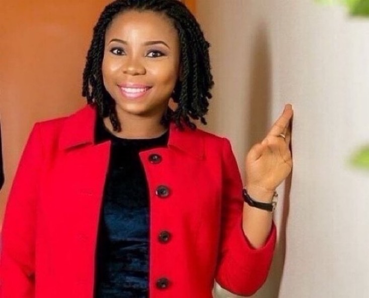 NigeriaStories's tweet photo. Meet Cynthia Onwuchuruba

This is the Mathematician who teaches dropout kids Mathematics in Igbo language and Pidgin English. She make sure that every kid get education no matter their background. Cynthia is a first-class mathematics graduate from UniZik.

Let's celebrate her https://t.co/AGOvLdF2Zs