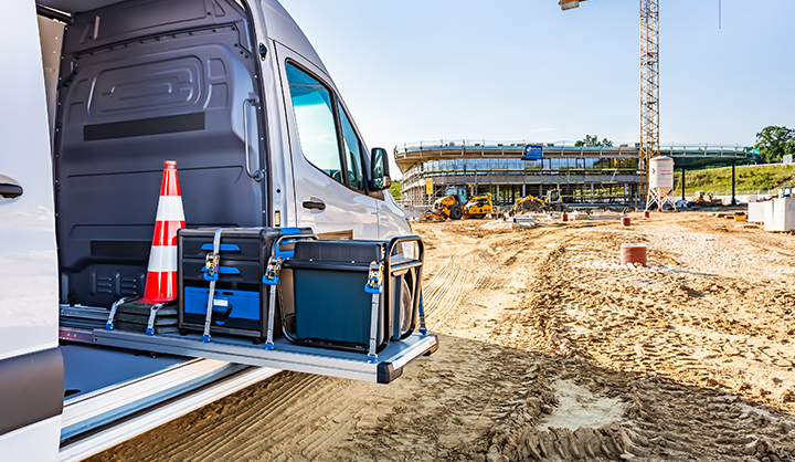 With Sortimo's lashing straps the feeling of safety always travels with you 🤩

These can be secured via the uprights or frames of the racking systems. Alternatively  you can use the individual lashing points in the SoboGrip ProSafe floor. Fast and uncomplicated 🚚