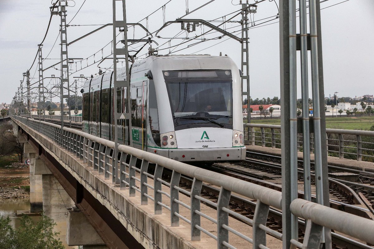 Rocio_DiazJ's tweet photo. Un paso importante para la Línea 3 de @_metrodesevilla. 

Hoy se ha publicado la licitación de las obras del subtramo del Tramo Norte a su paso por el barrio de Pino Montano.

Seguimos avanzando en la ampliación de #MetrodeSevilla. https://t.co/2aCVSTVDem