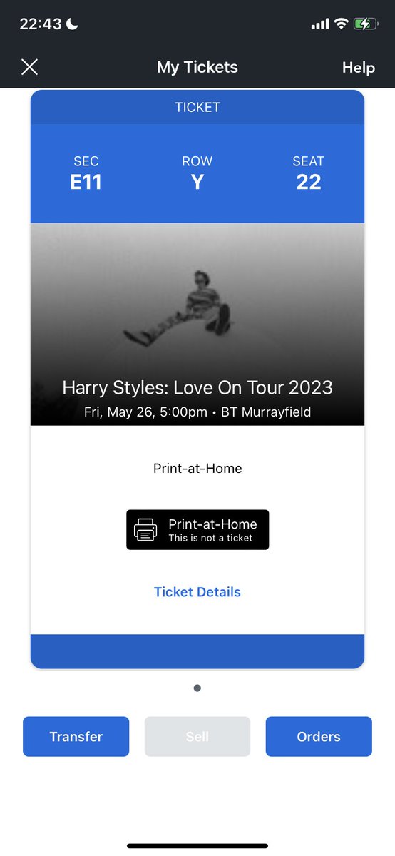 deadchanelbride's tweet photo. once again asking if anyone is interested in buying my Harry styles ticket for edinburgh, 26th may <3 long story ( can explain in dms lol) but its a resell ticket off ticketmaster so they won’t let me sell it there ( idk why its dumb🙃) cost £128, selling for £90
(1/2) https://t.co/1HMePoQP0V