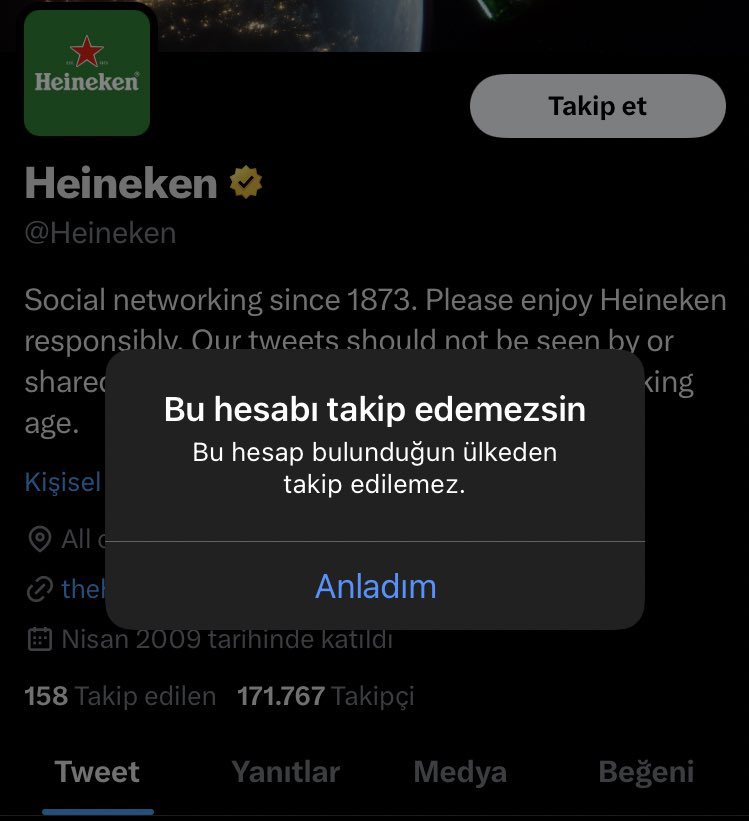 absurtolaylar's tweet photo. Global alkollü içecek markalarını takip etmek istediğinizde,

"bu hesap Türkiye içinden takip edilemez." 

uyarısı geliyor. https://t.co/o6KyRigq85