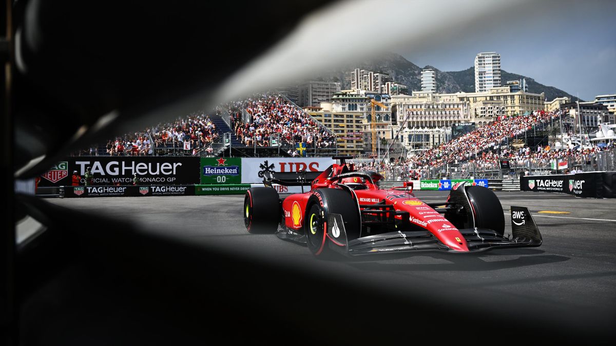 This is THE week: one of the most awaited events of the year has finally arrived!

Who will be standing on the top step of the podium: the reigning two-time world champion Max Verstappen, the experienced Fernando Alonso and Lewis Hamilton, the local hero Charles Leclerc...?