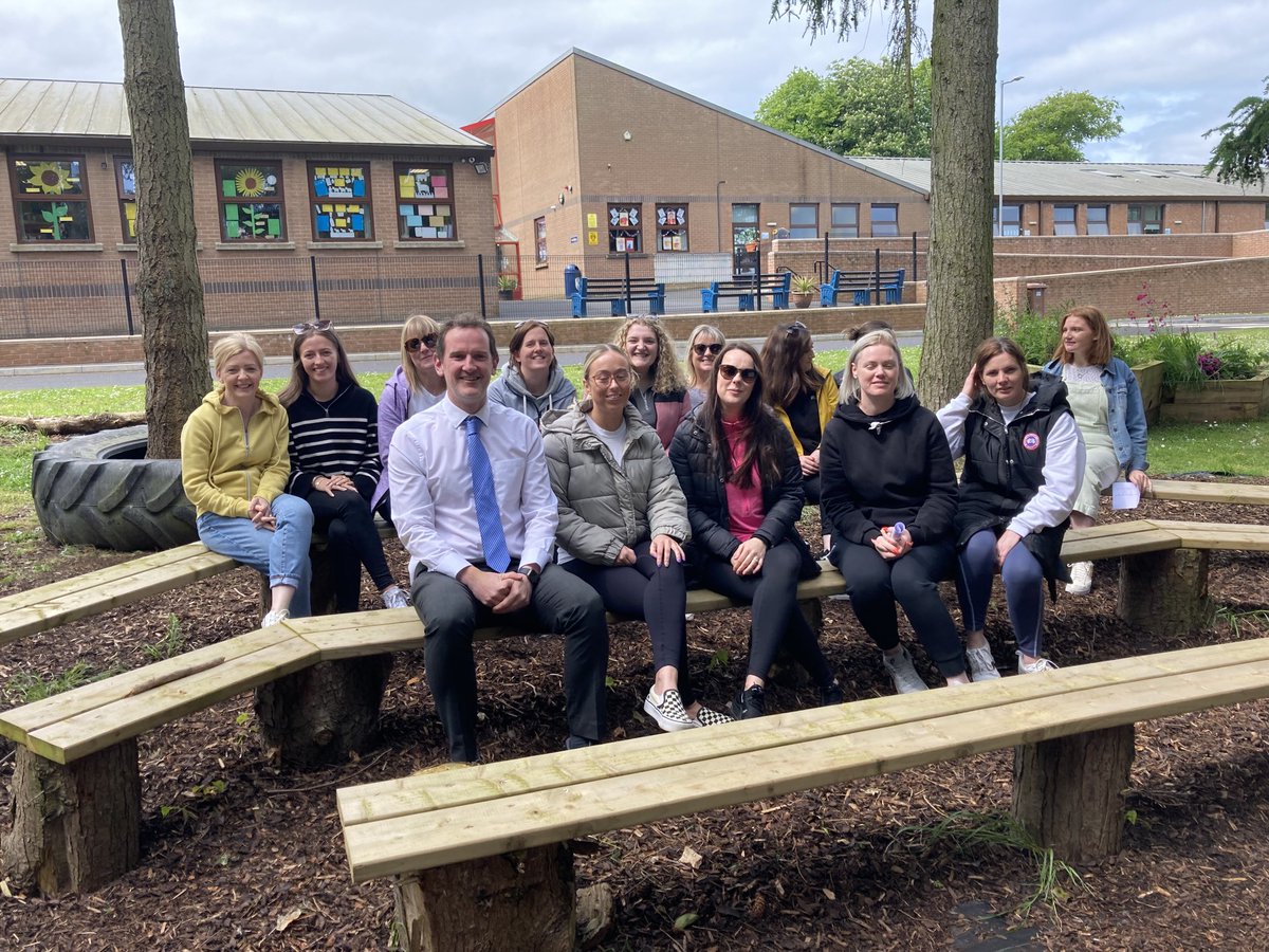 ydmcc1's tweet photo. @stranbelfast PGCE students enjoyed a wonderful Forest School session at Waringstown PS this week. Thanks to Principal Mr McCambley and VP Mr Martin Gault, staff and pupils for making us so welcome, we enjoyed every minute! #outdoorlearningfun https://t.co/UX9LFt8xkU