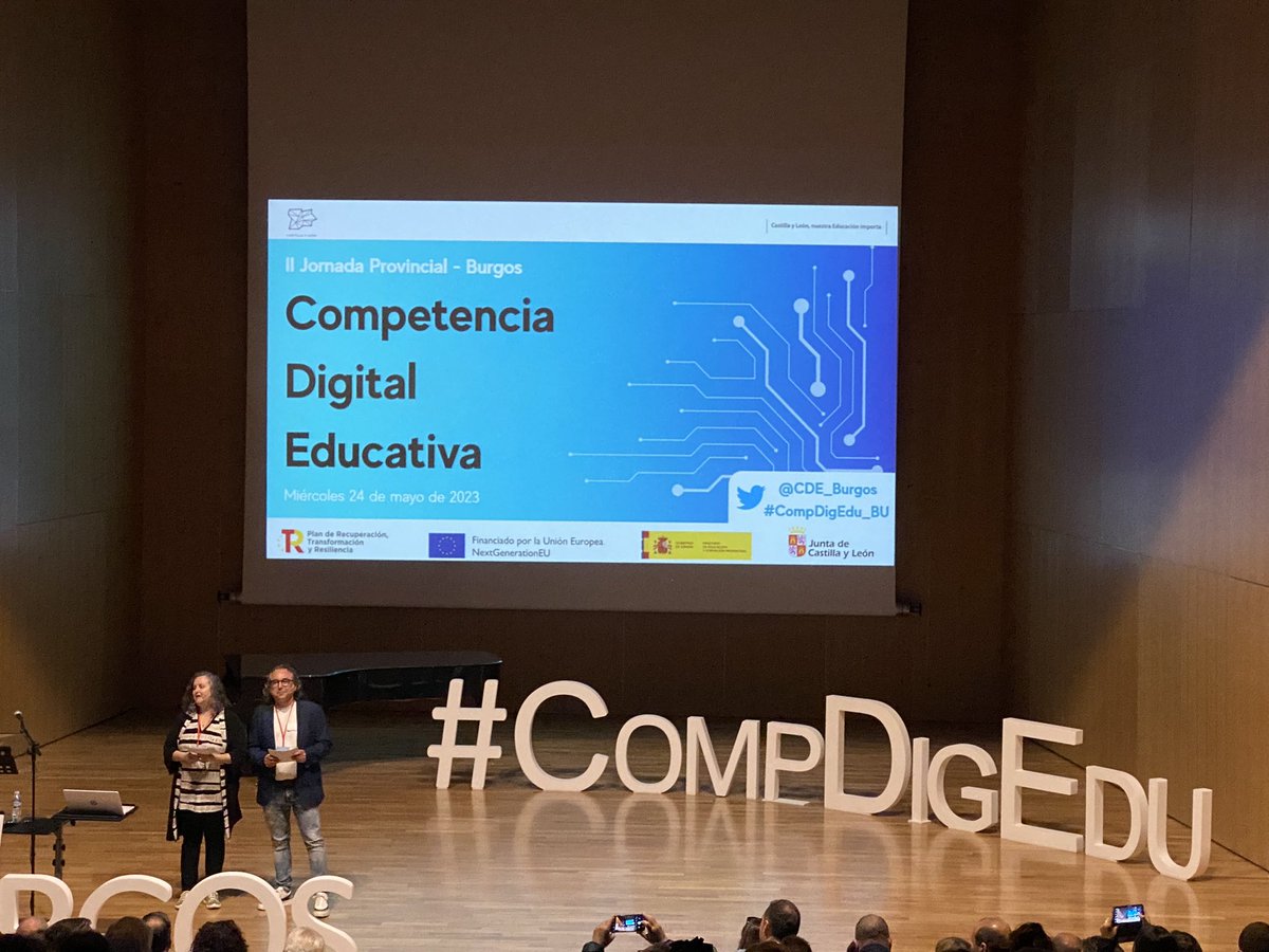 colegioAnduva's tweet photo. 💻 Comienzas las Jornadas #CompDigEdu_Bu organizadas por @CDE_Burgos , @TICABurgos , @cfieburgos y @cfiemiranda.
👨🏻💻👩💻Día para aprender y compartir con todos los compañeros de la provincia. https://t.co/52FKLT7VBM