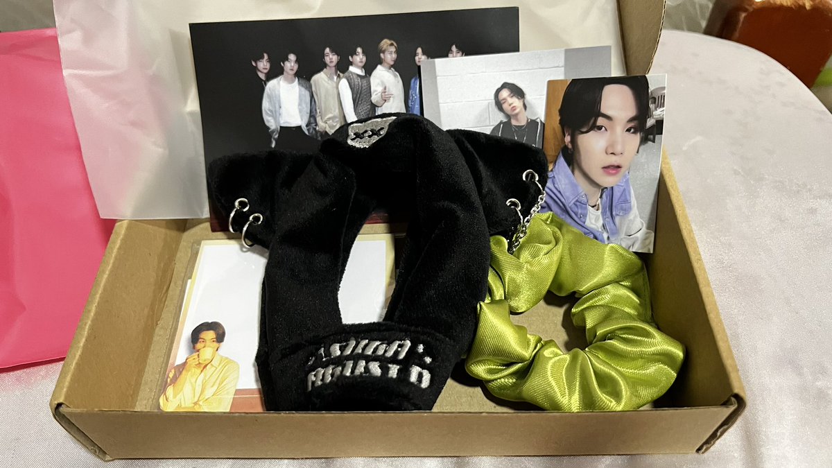 jeonriveace's tweet photo. 🥹🫶 #rivemails
Hi @MidnightBTSPH Thank you for accommodating our orders. Also, thank you @etherealkstuff for this pretty cover! 🥹🫶 I’m ready for the con!
#MidnightBTSFeedback https://t.co/sSgUngI58N