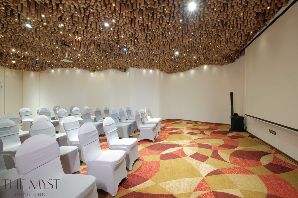 Meeting room inspired by galaxy at The Myst Dong Khoi hotel.
#themystdongkhoi #hotel #saigon #vietnam #Travel #meeting #galaxy