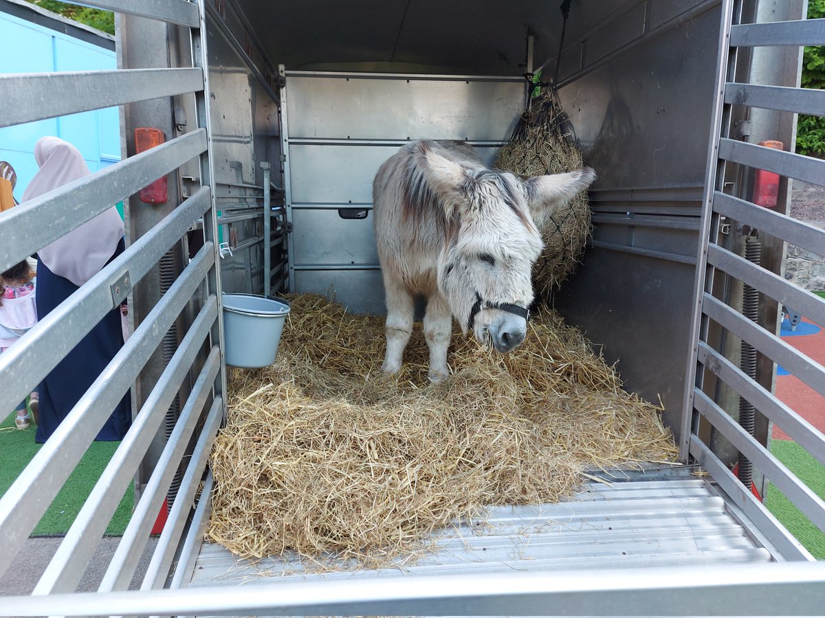 We have some special guests at #OurNorthRoad nursery today! #farmonwheels