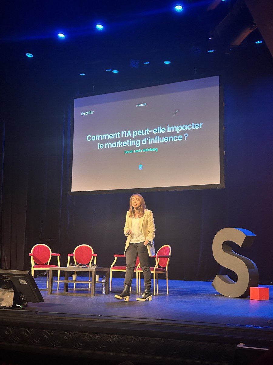Strategies's tweet photo. 🤖 Comment l’intelligence artificielle peut-elle impacter le marketing d’influence ?
La parole a @sarahlevwein, co-fondatrice de @stellar_influ.
Selon une étude, 63% des marketeurs prévoient d’utiliser l’IA dans l’exécution de leurs campagnes d’influence.
#constrat https://t.co/Cv2g48Bp5T