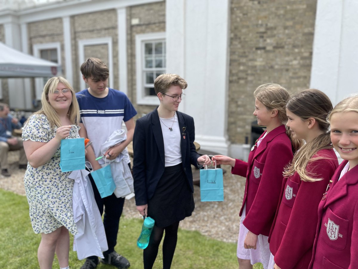 IHS 6th Form tweet media