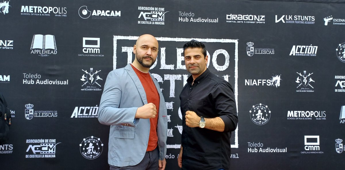 GeorgeKarja's tweet photo. #RedCarpet #TACFEST2023 #Toledo International Action Film Festival
#FilmFestival #ToledoFilmFest #cinema #actionfilms #actionmovies #LKstunts #RoughDogmovie #actionstars
#GeorgeKarja festival #Jury member #TACFEST 2023
with #RaminSohrab #NachoSerapio #IvánEFernández #GabrielDan https://t.co/zBX3ZVLdY0