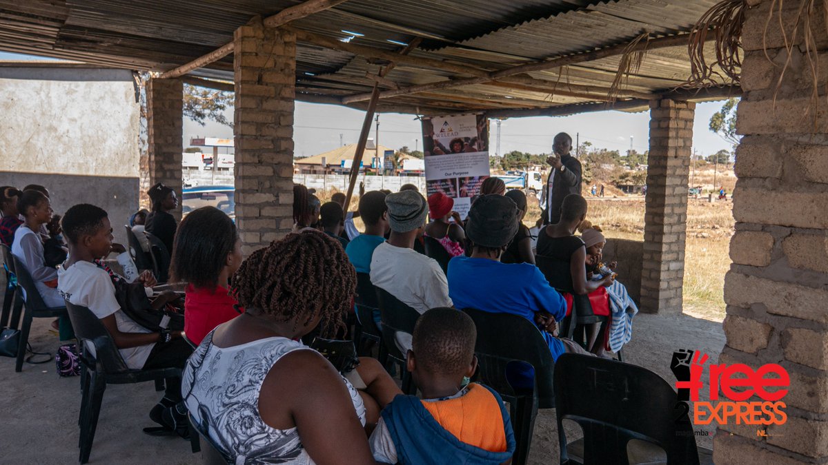 MotoRepublik's tweet photo. #Free2ExpressPopUp in Mabvuku educating people about their freedom of expression right and restrictions.
#Free2Express #Mabvuku #Section61 #Section62 #FreedomOfExpression https://t.co/t7spdZSEFj