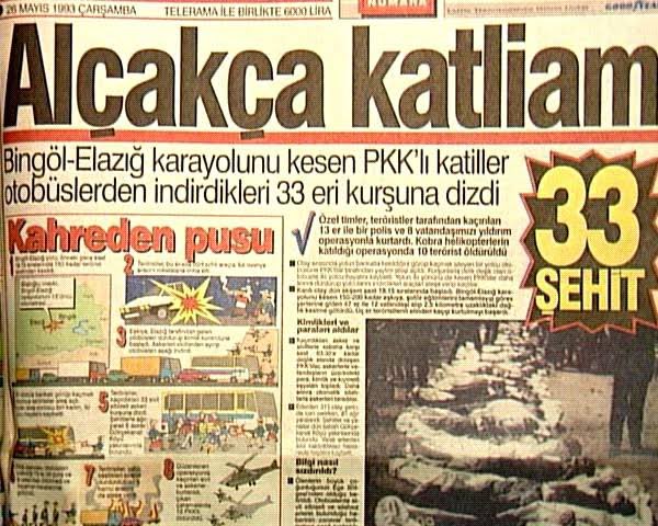 UNUTMADIK!
30 yıl önce bugün 
24 Mayıs 1993'te acemi birliklerinden, usta birliklerine gitmek için yola çıkan
33 YİĞİT ER, 
Bingöl-Elazığ Karayolu'nda bölücü terör örgütü pkk tarafından pusuya düşürülüp haince, kahpece
Şehit edildi!
#Bingöl
#TürkiçinTTT