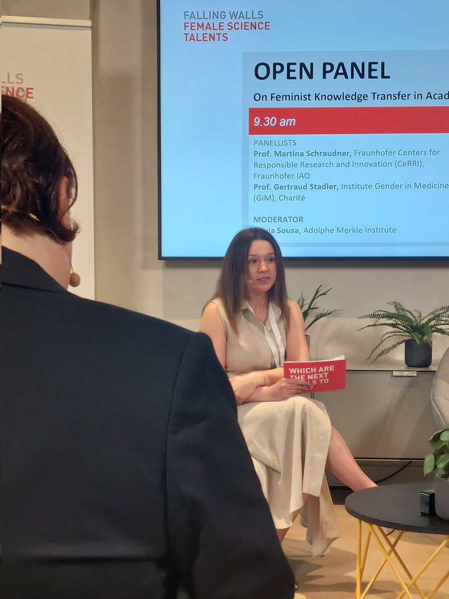 ohyeahfranzi's tweet photo. Massive thanks to Flávia Sousa (@FlaviaSousaSci) btw. She did a wonderful job moderating the #InternationalSpringGathering23 #FemaleScienceTalents panel. https://t.co/6kvVHn6Sgh