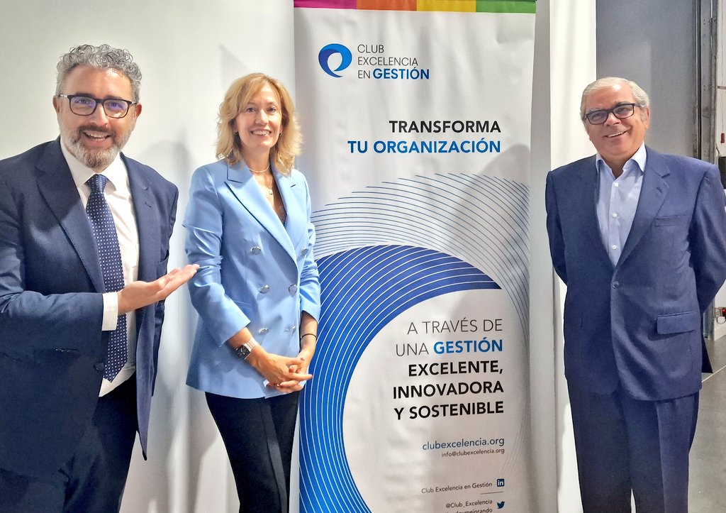 En el #ForoanualCEG #Gestion5.0! #EspacioVentas  de Gestión Sobresaliente  Innovadora y Sostenible. Sillón de percepción: "inspiración para la acción" con #MariolaMartínez - <a href="/XeroxEspana/">Xerox España</a>  y con #VicentedelosRíos, y la salud en la organizaciones <a href="/albertanorweg/">Alberta Norweg</a> . <a href="/Club_Excelencia/">ClubExcelencia-CEG</a>.