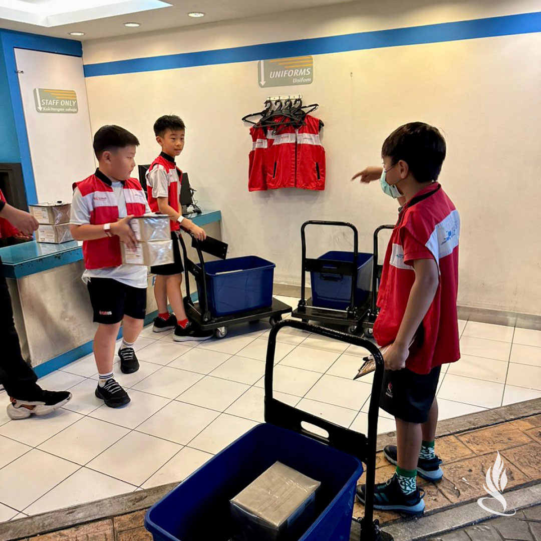 IGBintschool's tweet photo. ๐โจ The #Grade2s embarked on a memorable trip to #KidZania where their #Learning was enriched along the way.
Through engaging in various activities across different occupations and sectors, the kids not only gained #SelfKnowledge but also built their #SelfConfidence.
โค๏ธ๐ช๐ https://t.co/TOpiVQ3CId