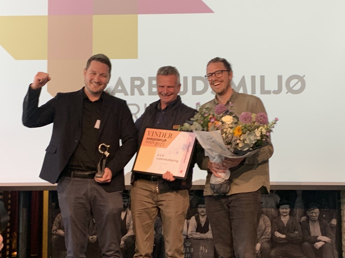 lisbethkje's tweet photo. G.S.V. Materieludlejning - stolte og velfortjente vindere af Arbejdsmiljøprisen 2023 i kategorien arbejdsulykker 💪🏻😊 https://t.co/ngnoEDwb1Z