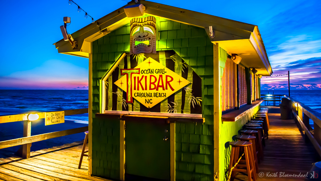 Just about 5am here on the east coast. Who’s up with me?

Took this image almost 10yrs ago on a cold November morning in Carolina Beach. Nikon D3000. #tiki #carolinabeach #nikon #sunrise