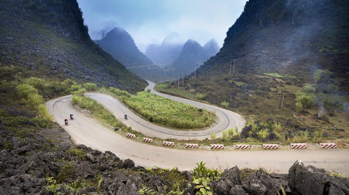 ReisenGolfen's tweet image. Highway to the Heavens Gate Pass
Bikerstrecke in Vietnam mit Blick auf China
Mehr unter reisenundgolfen.de/?set=pages&amp;amp;p=a…
#indochinatravel #vietnam #hagiangloop #photooftheday #picoftheday #cute #photography #reisenundgolfen #reise #travel #reisen #urlaub #reiselust #travelphotography