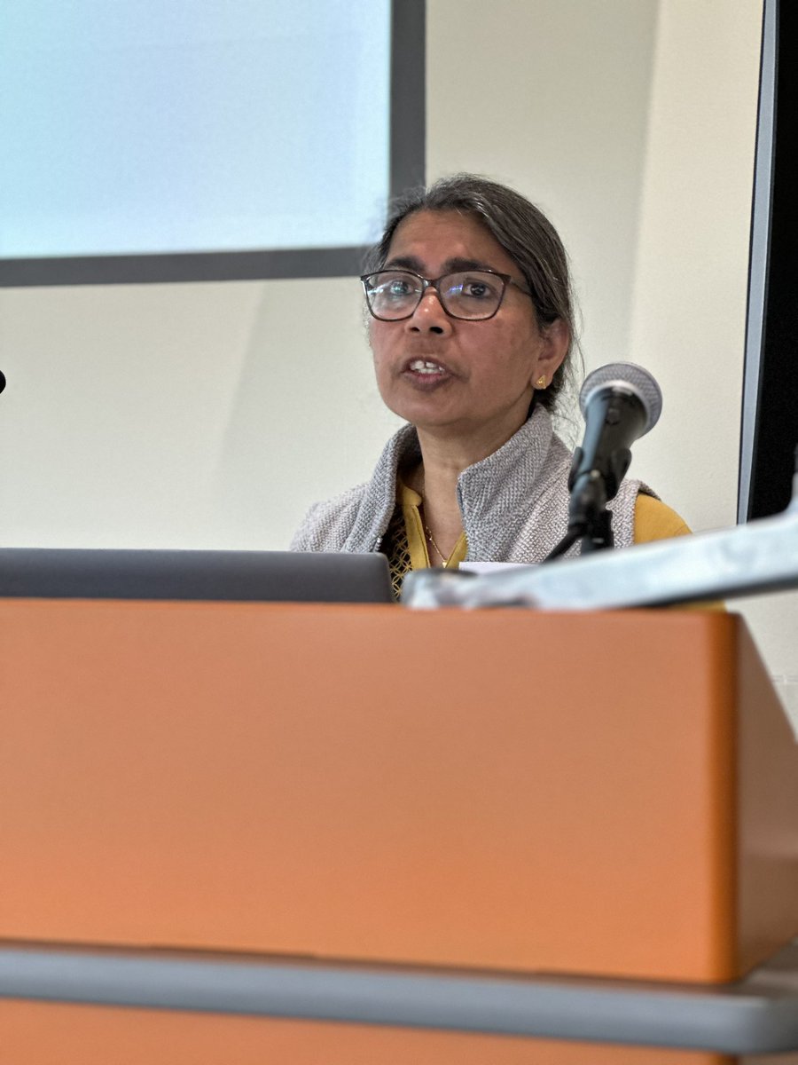 Assistant Professor Lopa Saxena speaking at the Future Food Symposium today #FFS2023