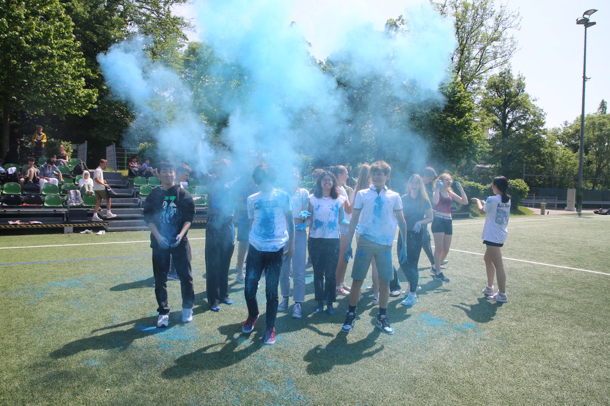 AIS Vienna tweet media