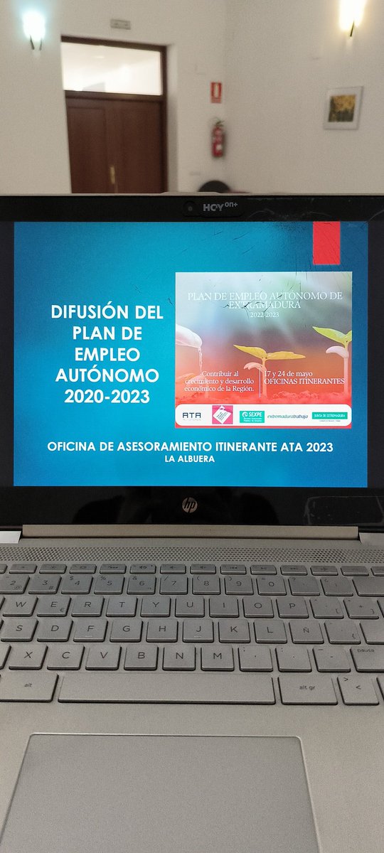 Hoy estamos en el salón de plenos del Ayuntamiento de La Albuera  para difundir el Plan de empleo autónomo de extremadura. Medidas para fomentar y ayudar a valientes q deciden su forma de trabajo!  #sexpe <a href="/Junta_Ex/">Junta de Extremadura</a> <a href="/Candelaria_Carr/">Candelaria Carrera</a>