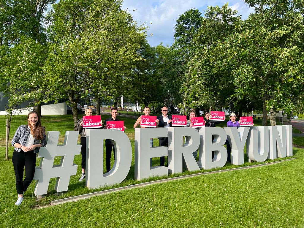 DerbyYoungLab's tweet photo. Derby Labour Students has launched 🙌

Thank you to all those who came to our launch.

This is the start of an exciting new chapter for Labour in Derby. 

Our students are determined to drive forwards progressive change on and off campus.

Things will only get bigger from here 🌹 https://t.co/t6Xsp7pf9U
