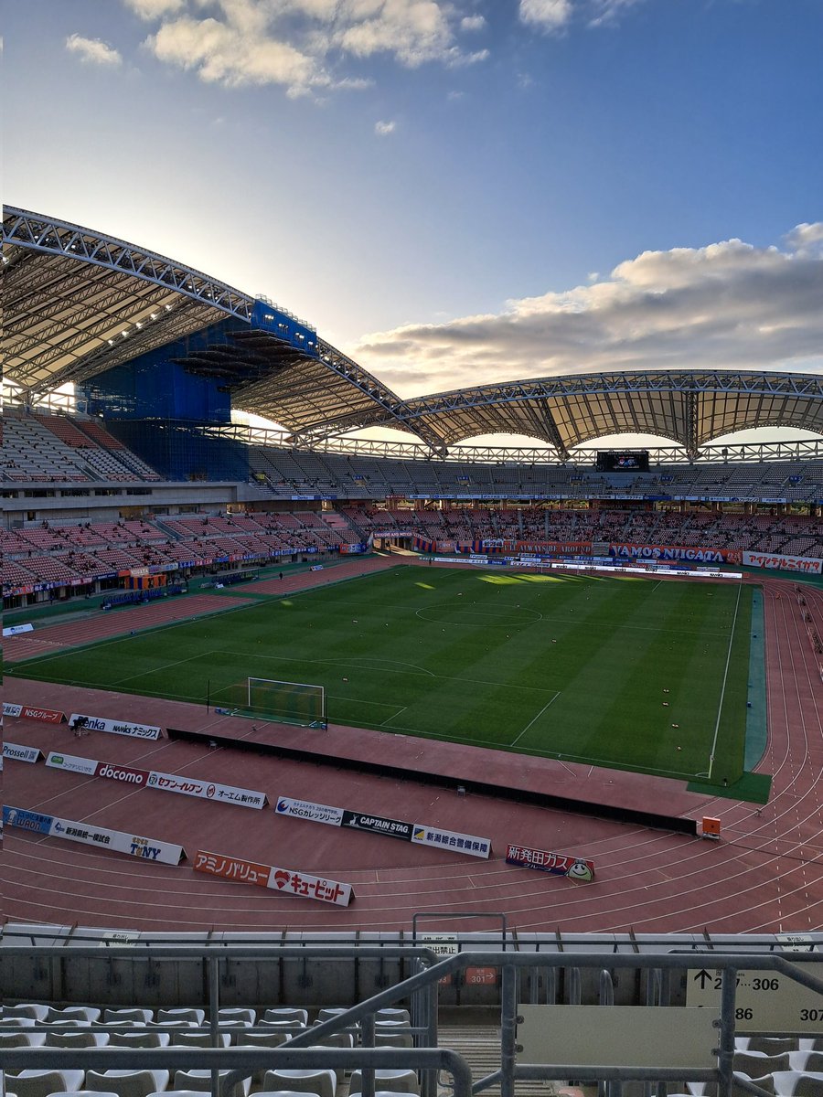 久しぶりの
アルビ観戦
S席　晴れて良かった