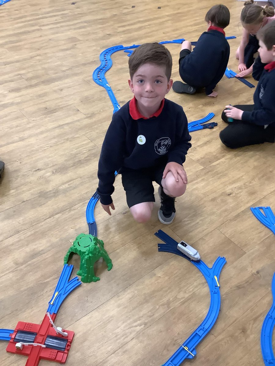 MasefieldCP's tweet photo. What a great morning Year 1 have had! 
Lots of co-operation, resilience, passion and kindness shown, following our core values.

Well done Year 1 🤩👏🚂 
@Trainmasteruk https://t.co/bmFTEuDAXg