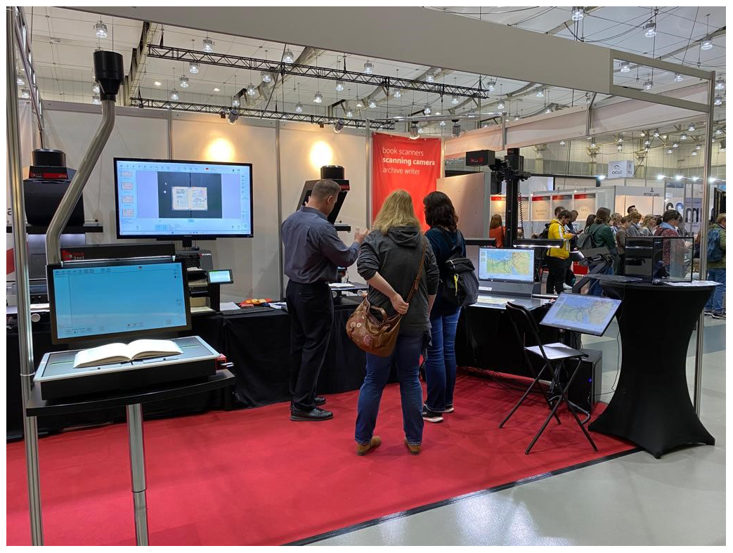 book2net's tweet photo. Wir starten motiviert in den 2. Tag der BiblioCON 2023! Vom Selbstbedienungsscanner für den Lesesaal bis zur produktiven Lösung für Ihr Digitalisierungszentrum finden Sie an Stand C11 auf Ihre Anforderungen zugeschnittene Lösungen. Klingt gut, oder? 😉 #111BiblioCon #book2net https://t.co/KAZGYYrPDE
