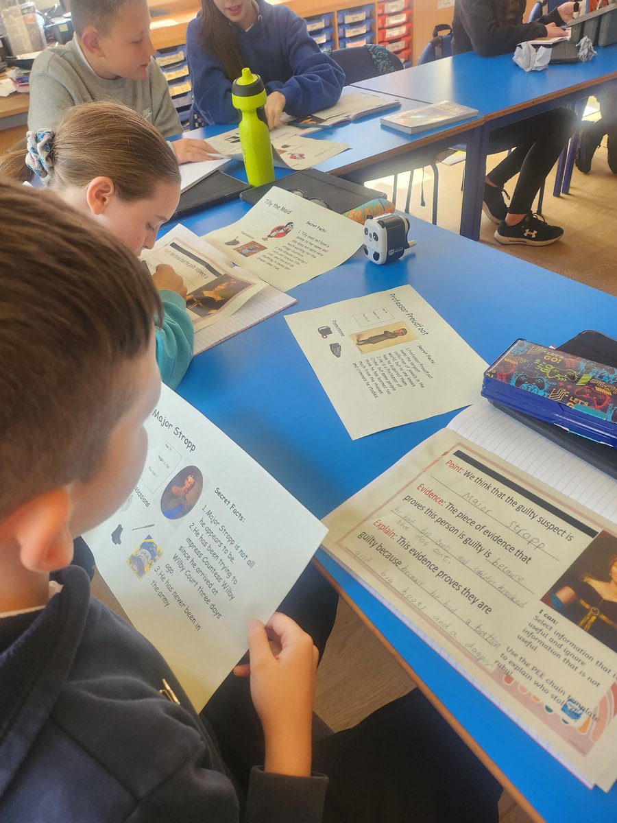 MrsMcGuireAnto's tweet image. Whilst the p6s are away, we are using the PEE strategy (from DHS English dept) in reading today to select information from a text to prove and explain 'Who stole the Russian Ruby?' #dhstransition @EnglishDennyHS
