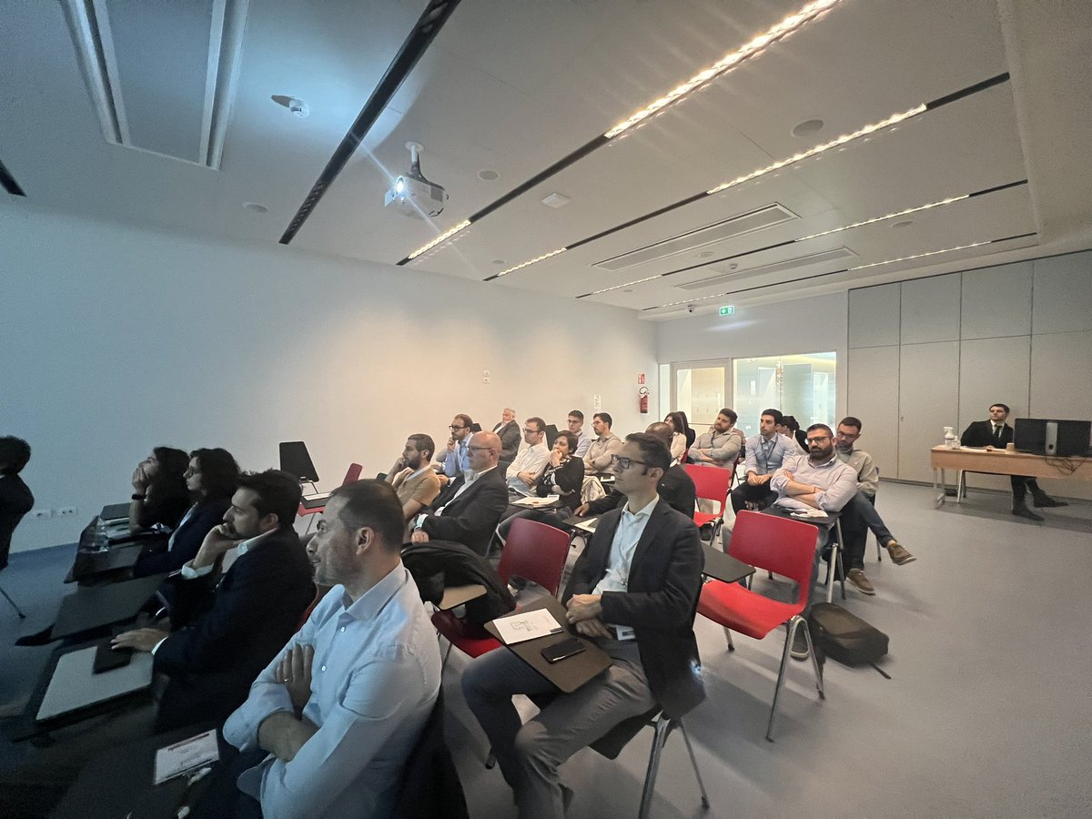 caterina_foppa's tweet photo. Great start of #MilanColorectal congress with the pre-course on #ttss and TAMIS @AntoninoSpin @albertoarezzo @bonichir @piersileri @CResearchICH @HUNIMED @HumanitasMilano https://t.co/Tf238o9Jri