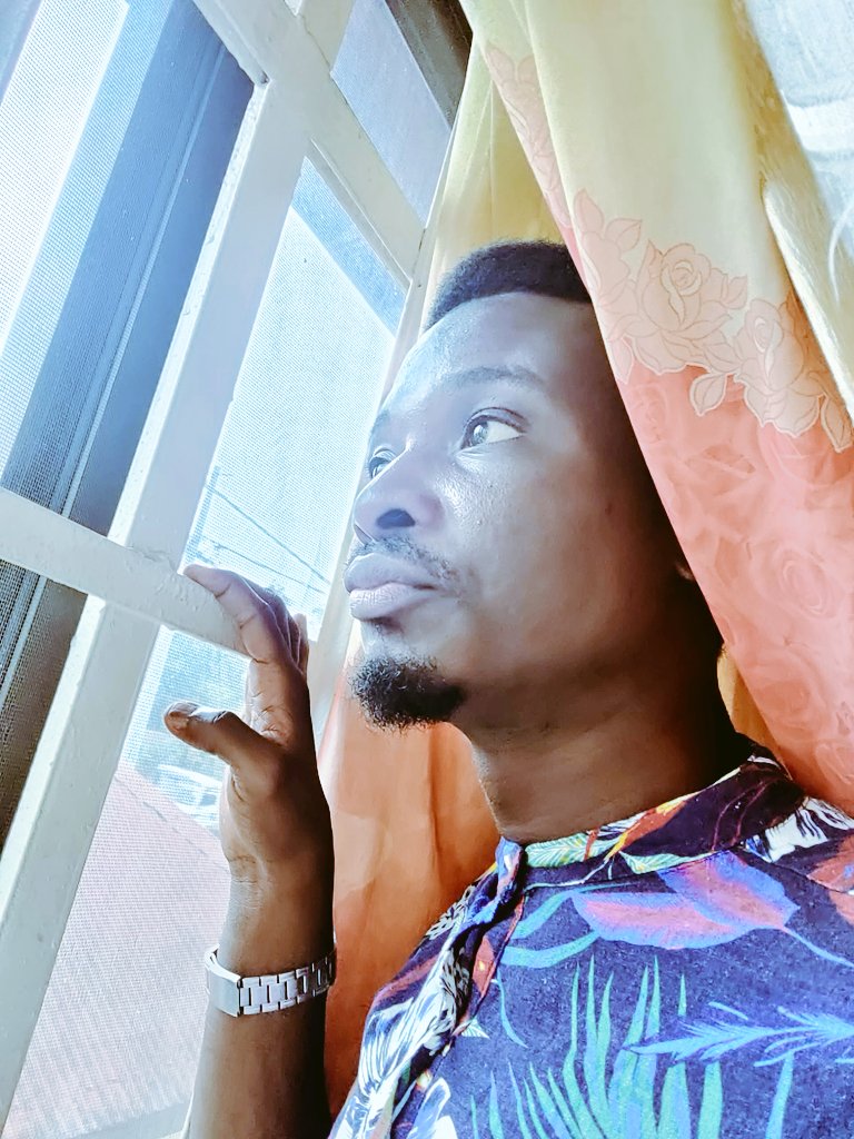 conxee's tweet image. I live in a very small house, but my windows look out on a very large world.