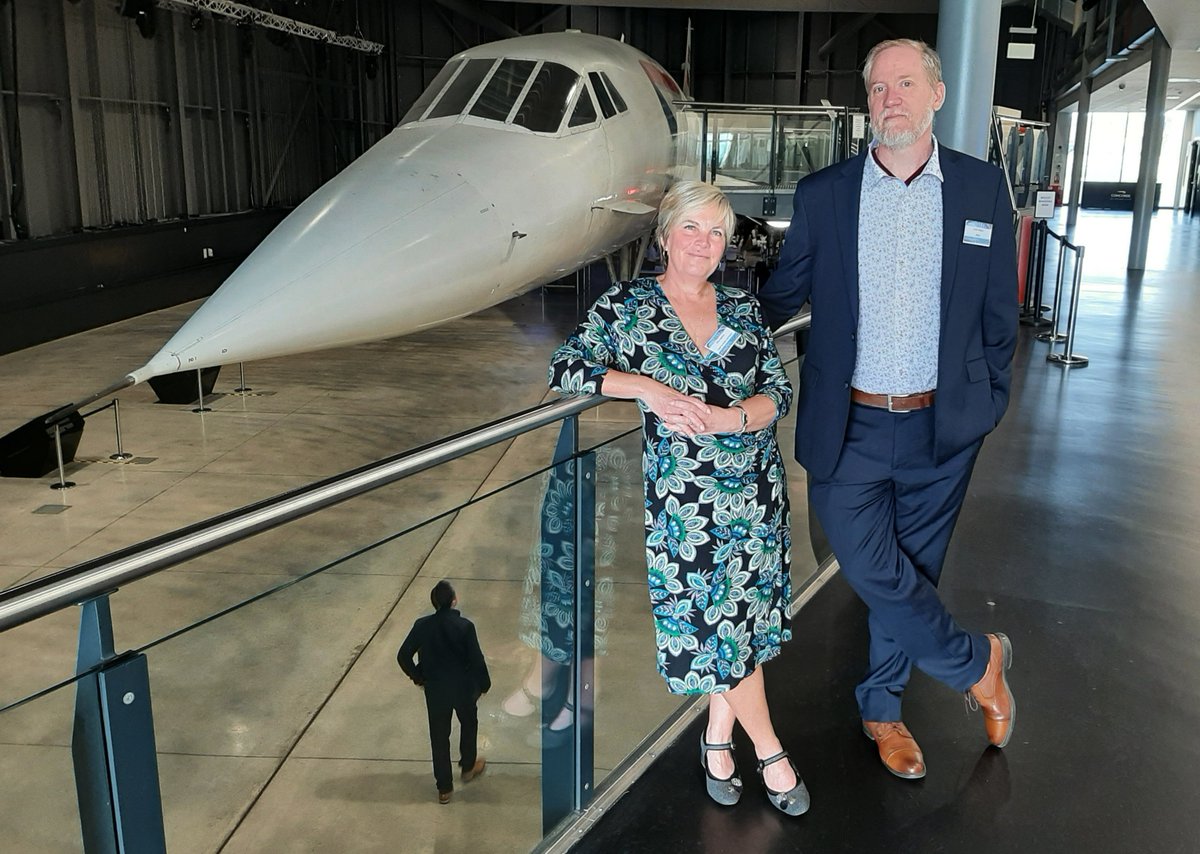 Pioneers in #engineeringbiology from the UK and US led the #SyntheticBiology Showcase @BristolAero

Hosted by our Petra Oyston and Scott Walper of @USNavyResearch, attendees shared projects from on-site jet fuel production to novel adhesives