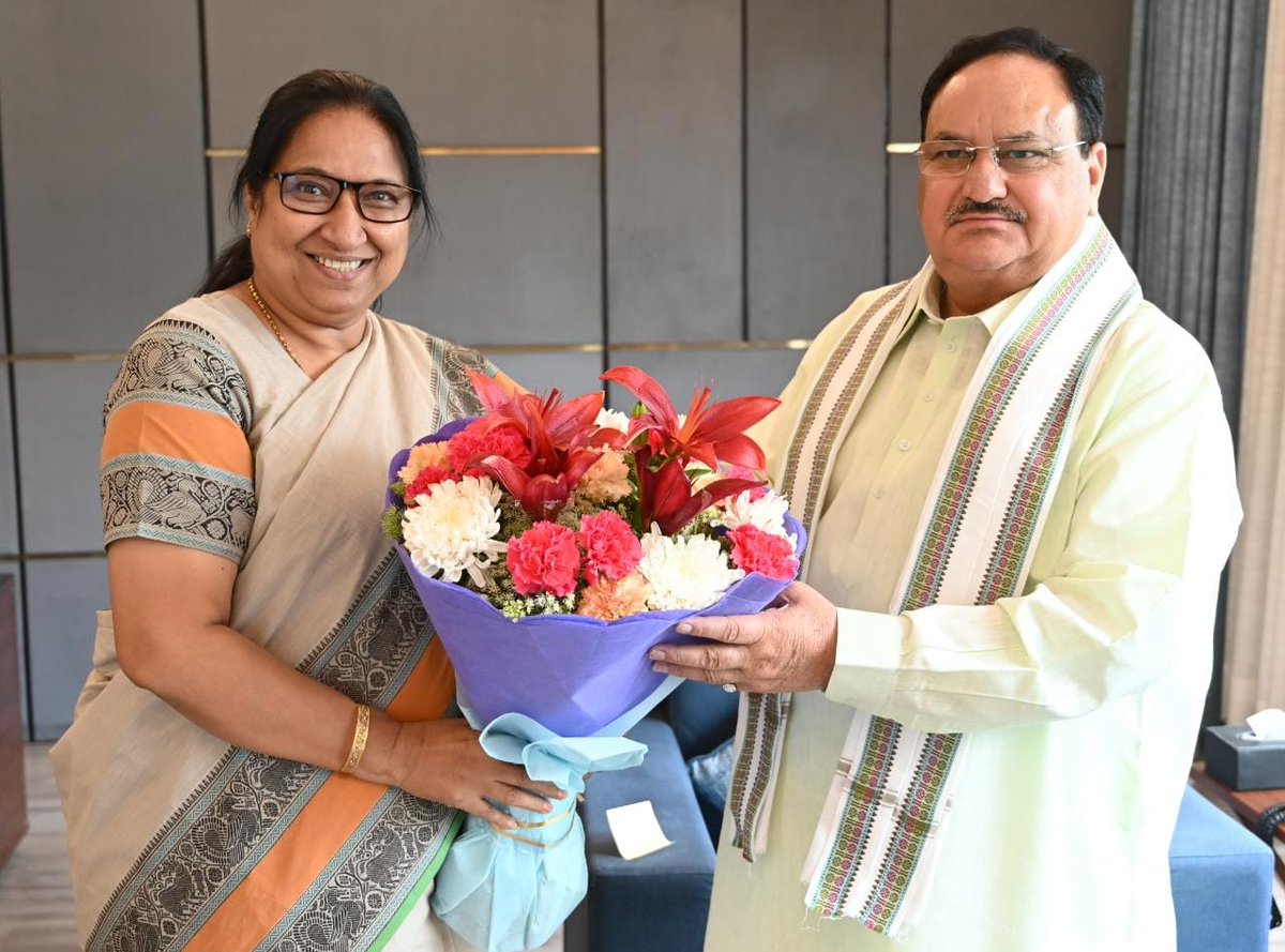 drsudhayadavBJP's tweet photo. आज नई दिल्ली में भारतीय जनता पार्टी के यशस्वी राष्ट्रीय अध्यक्ष आदरणीय श्री @JPNadda जी से आत्मीय भेंट की एवं सांगठनिक विषयों पर मार्गदर्शन प्राप्त किया। https://t.co/ZrfxKppC02