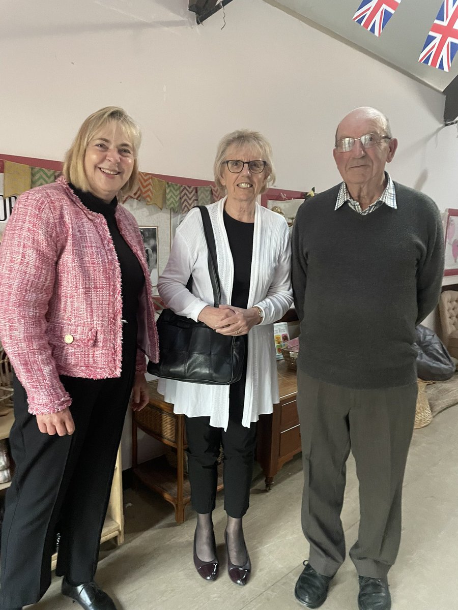 jennyHollingsbe's tweet photo. #Postling Annual Parish Meeting with @susanjcarey to give @fstonehythedc @Kent_cc Annual Reports. Congratulated Councillors on re-election and #FrankHobbs as Chairman https://t.co/cYlnDLrEne