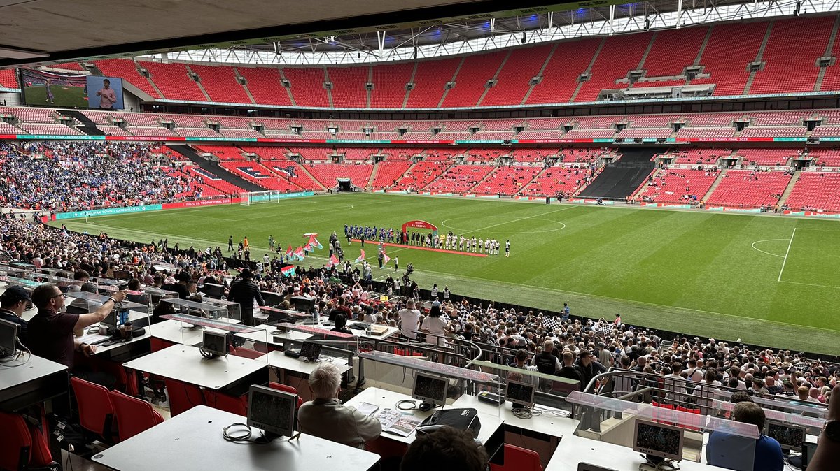 FC Halifax Town 1-0 Gateshead: The Heed fall at the final hurdle 🥈

<a href="/danielwales023/">Daniel Wales</a> reports as Gateshead are defeated by Halifax in the FA Trophy final in front of 27,000 fans at Wembley Stadium 🏆🏟

Click the link below to watch 🔗

#HeedArmy #Shaymen 

dailymotion.com/video/x8l505j