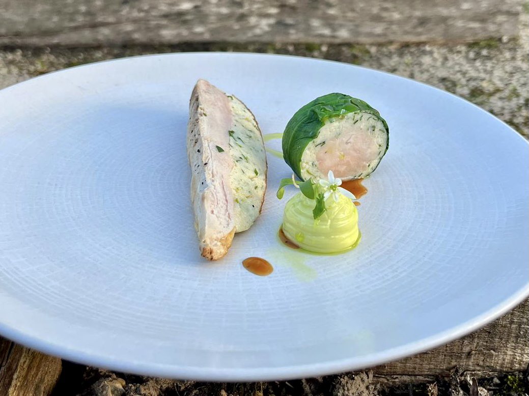 Half Moon Kirdford tweet media