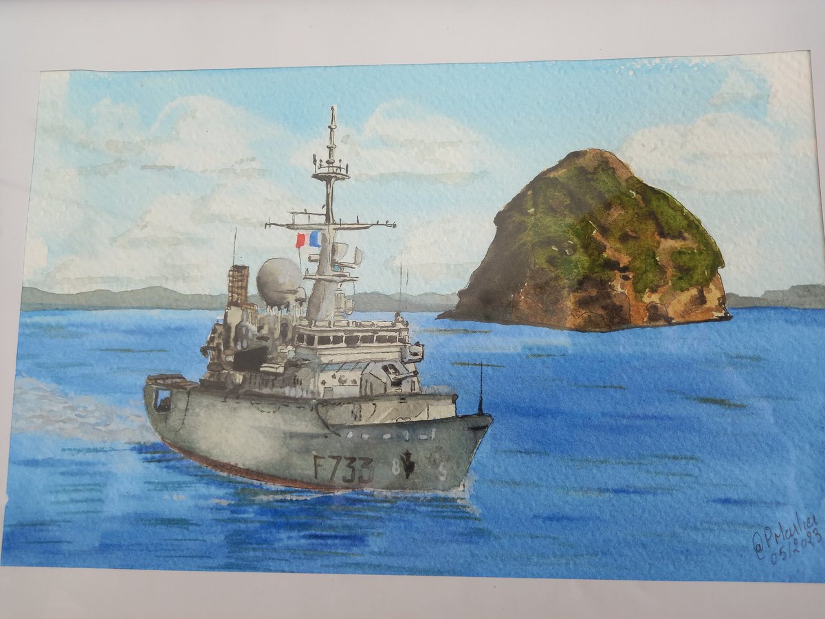 BaudryChristop1's tweet photo. MERCI merci et encore merci pour ce cadeau de @PMarlier j'avoue grande émotion #F733 #Ventôse et #F712 #Courbet ma première campagne et ma première FLF https://t.co/m3N81fJ0c2