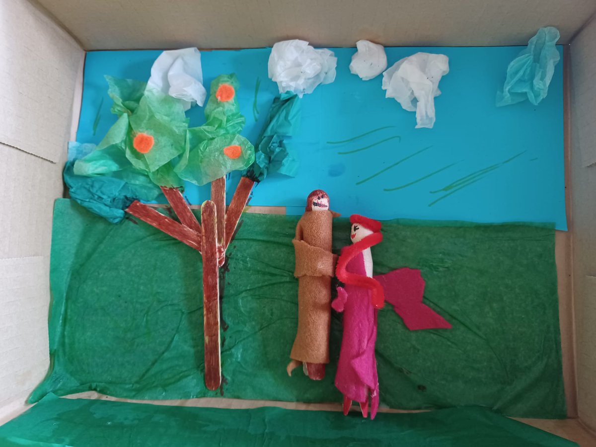 Year 5 are really enjoying their class novel 'Journey to Jo'burg' by <a href="/Naidoo_J2J/">Beverley Naidoo</a> .  Using planning from <a href="/accessart/">Paula Briggs @AccessArt</a> they created 3D illustrations for the chapter 'Oranges.'