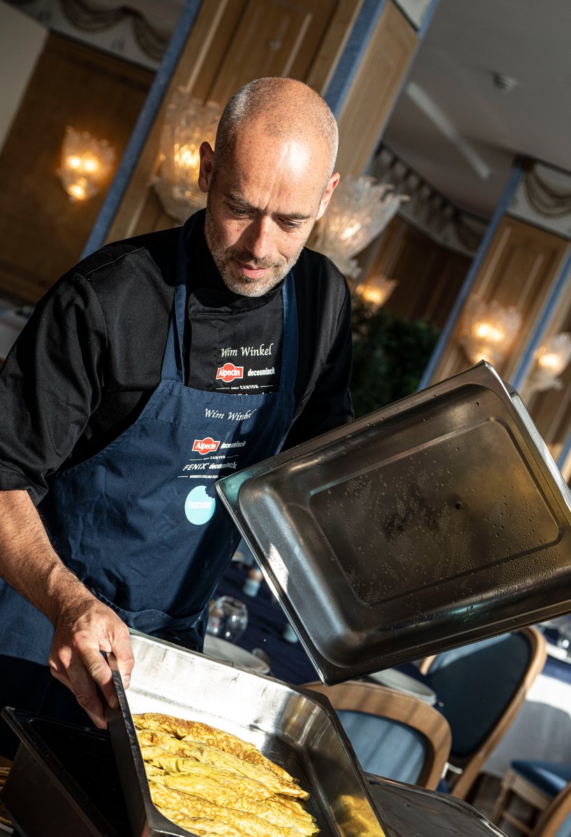 AlpecinPT's tweet photo. Made by @WimWinkel1, fueled by @Foodmaker_be.

After a powerful breakfast, we are ready to take on stage 17 of the @giroditalia, located near the beautiful Adriatic Sea.  

Good luck guys! 

📸: Mr. Pinko

#AlpecinDeceuninck #foodmaker #healthyfood #Giro #GirodItalia https://t.co/9HN8ZkOCuS