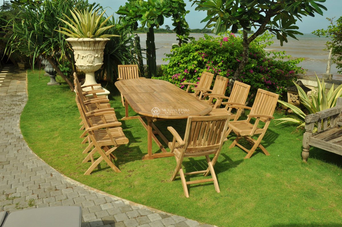 MutiaraTeakID's tweet photo. The Oval Double Extend Table and Toraja Folding Arm Chair, Marley Chair are the perfect summer entertaining set.

#diningtable #diningset #setcollection #gardenfurniture #outdoorliving #outdoorfurniture #outsideliving #outdoordesign #highendfurniture #outdoorluxuryfurniture https://t.co/POH2H4Hjq3