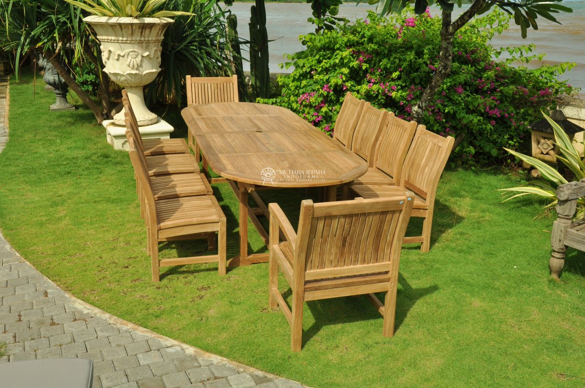MutiaraTeakID's tweet photo. The Oval Double Extend Table and Toraja Folding Arm Chair, Marley Chair are the perfect summer entertaining set.

#diningtable #diningset #setcollection #gardenfurniture #outdoorliving #outdoorfurniture #outsideliving #outdoordesign #highendfurniture #outdoorluxuryfurniture https://t.co/POH2H4Hjq3